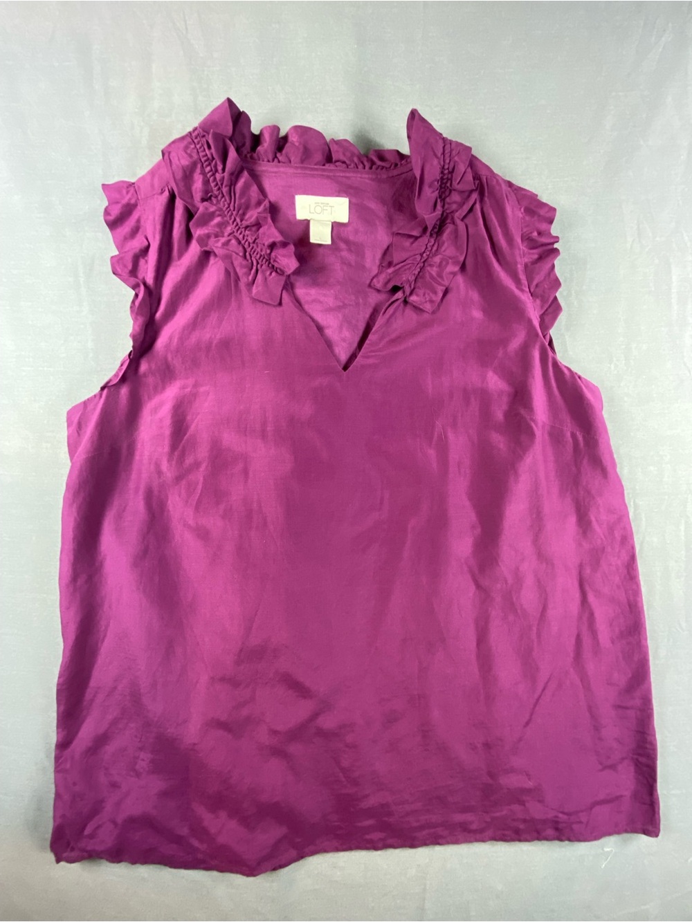 Ann Taylor Magenta Ruffled V-Neck Sleeveless Camisole